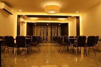 Hotel Kalinga Grand
