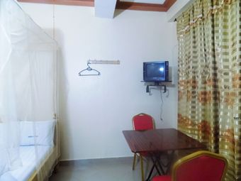 Hotel B Plus