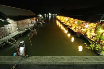 Hotel Chotika Riverfront