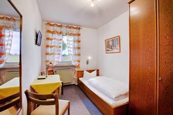 Hostal Landgasthof B�ttel