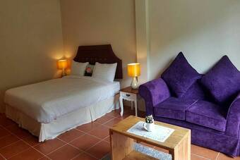 Hotel Palazzo Pavone Gallery & Resort
