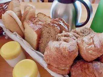 Chalet With 2 Bedrooms In Pauilhac, With Wonderful Mountain View, Pool Access And Furnished Garden