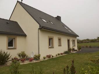 House With 4 Bedrooms In Plougrescant, With Wonderful Sea View, Enclosed Garden And Wifi - 400 M From The Beach