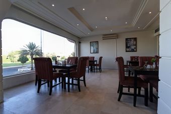 Oyo 358 Garden View Hotel