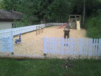 Camping Les Chelles
