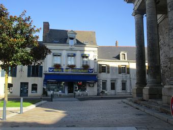 Hotel H�tel Aux Amis R�unis