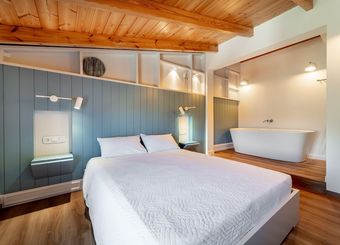 Allure Central Boutique Hotel