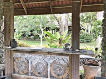 Hotel Overlooking Lagoon At Sitio De Amor