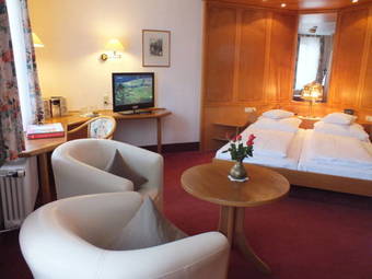 Hotel-gasthof Zum Weyssen R�ssle