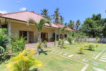 Hotel Ceningan Inn