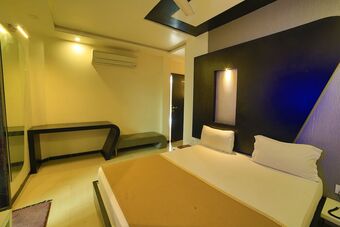 Hotel Shrinath