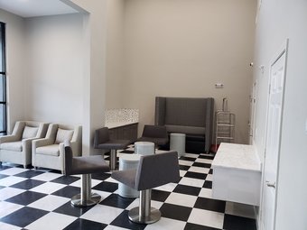 House Hotel