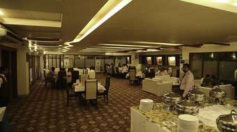 Desert Palm Hotel