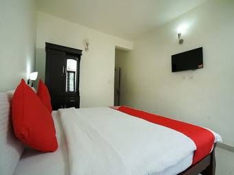 Hotel Oyo 7968 Blueberg Resort