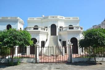 Hotel Kumaon Plaza