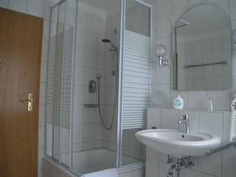 Hotel & Restaurant Zum Weserdampfschiff