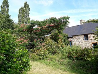 Mansion With 2 Bedrooms In Miniac-morvan, With Furnished Terrace And Wifi