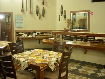 Hotel Madidinkwe Guest Villa