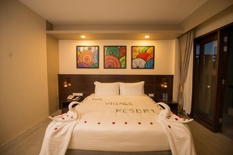 Hotel The Village Resort