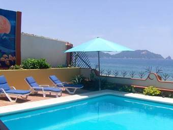 Hotel La Paloma Oceanfront Retreat