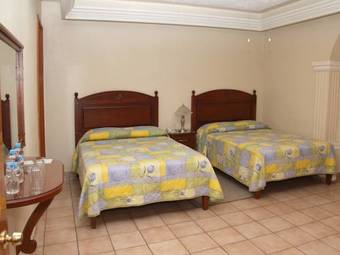 Hotel Plaza Tarasca