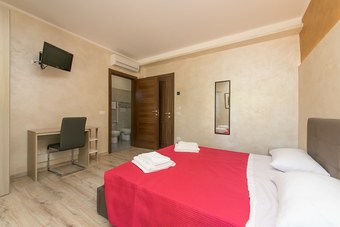 Hotel Red Lion Guest House