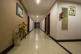 Hotel Aryaas