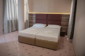 Inn Hotel