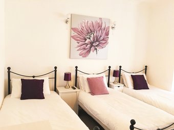 Hotel Polygon Villas Guest House - B&B