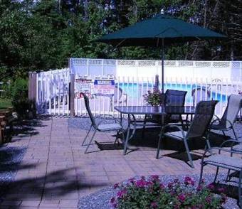 Acadia Pines Motel