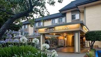 Hotel Best Western John Muir Inn