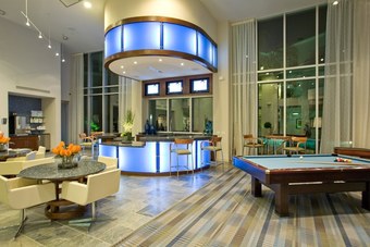 Aparthotel Luxury Living At City Center Houston
