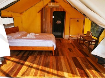 Hotel Sunset Nam Ngum Tented Resort