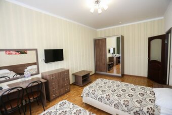 Hotel Zvezda Tamani