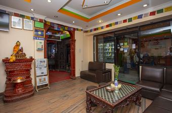 Hotel Happy Home