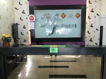Oyo 89856 Mf Hotel