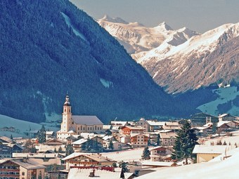 Beautiful Apartment In Kampl With Garden