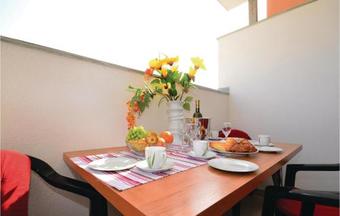 Apartment Nin 57