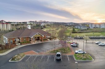 Hotel Majestic At Table Rock