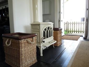 Manor Beach 2 / 2-bed Home On Osea Island, Essex
