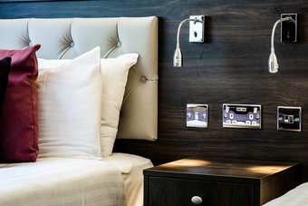 The Southcrest Manor Hotel