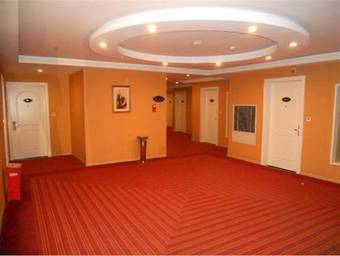 Greet Hotel