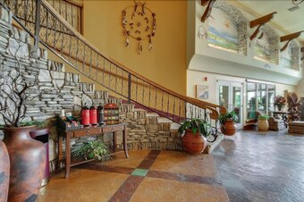 Posada The Lodge At Rolling Hills Casino