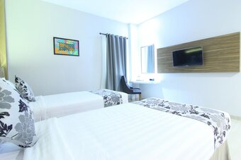 Grand Amira Hotel