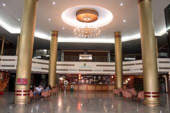 J.p. Emerald Hotel
