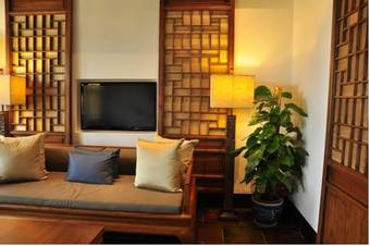Qiwanglou Hotel