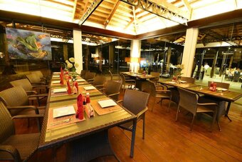 Camaya Coast Hotel