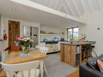 Willow Tree House