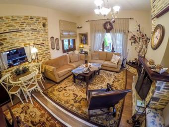 Hostal Filyra Rooms