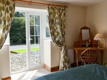 Felstream Cottage